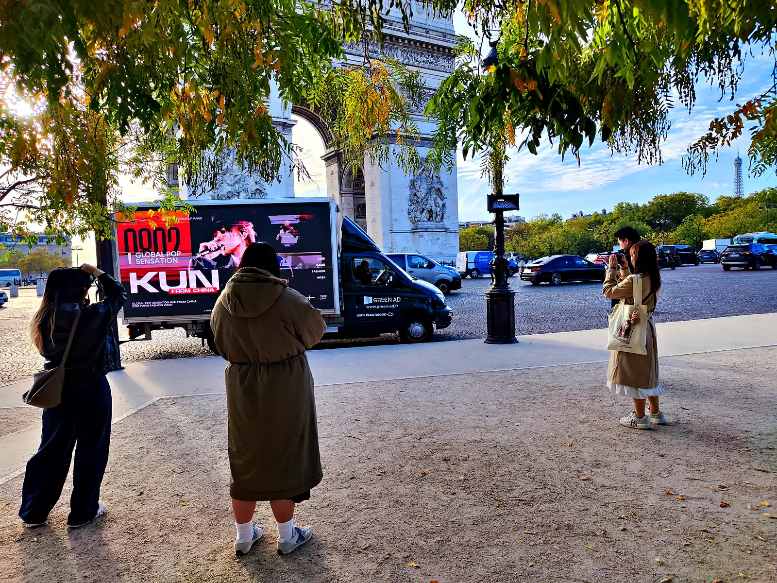Camion LED Green Ad · Arc de Triomphe
