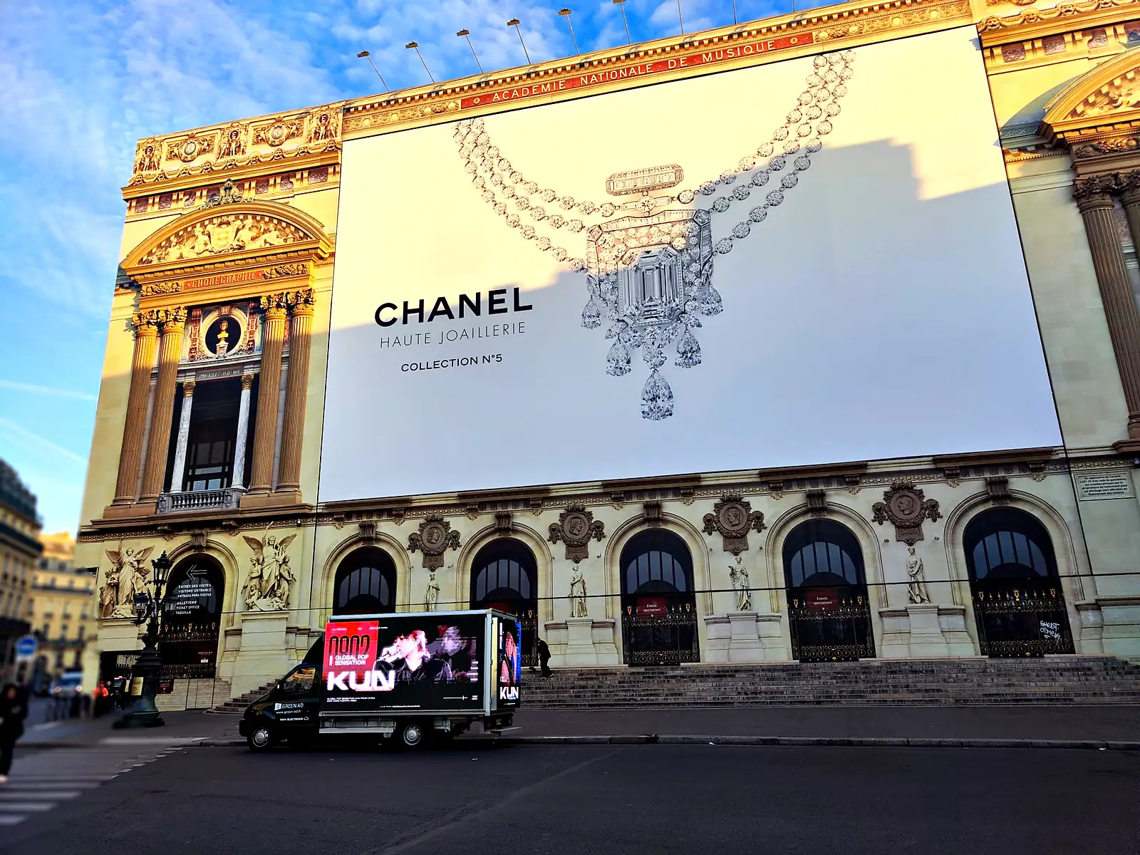 Camion LED Green Ad · Opéra Garnier