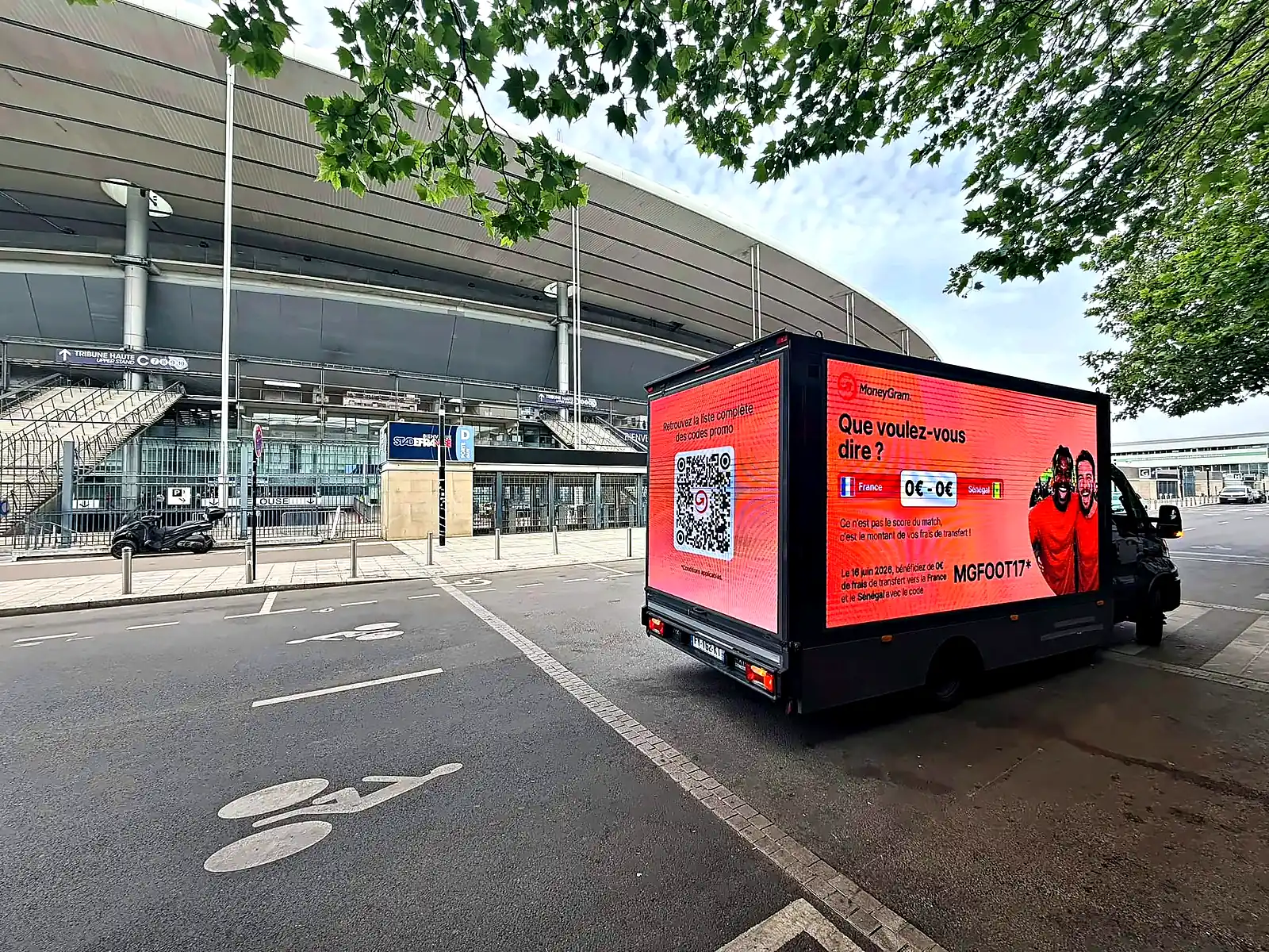 Camion LED Green Ad · Stade de France