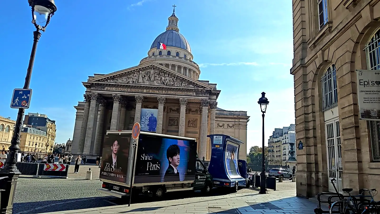 Camion LED Green Ad · Panthéon · Paris Fashion Week